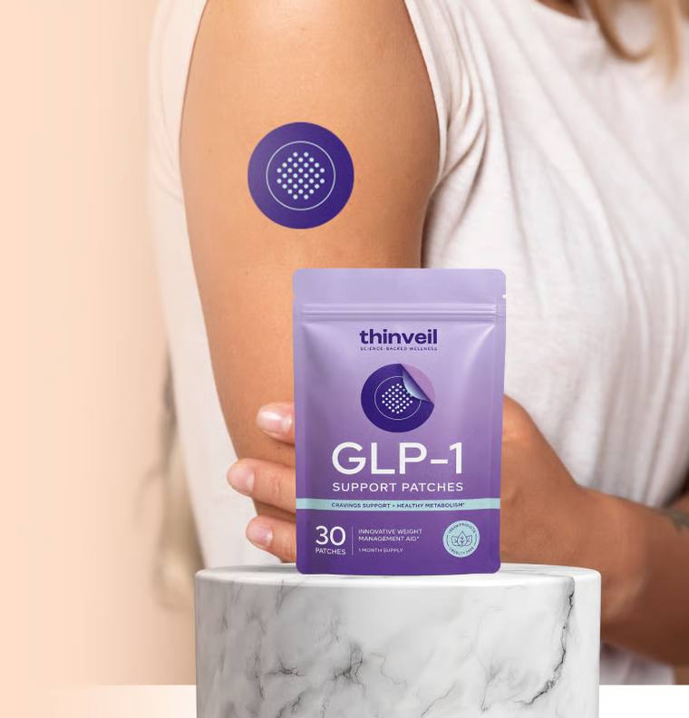 Thinveil GLP-1 Support Patches Packung mit Patch am Oberarm